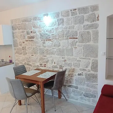 Andela Kaštela