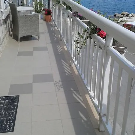 Andela Kaštela